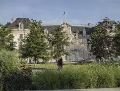 多米体育APP-兰斯对特鲁瓦